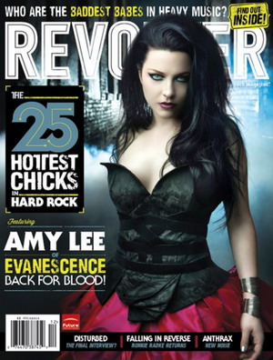 Эми Ли в журнале Revolver Эми Ли в журнале Revolver